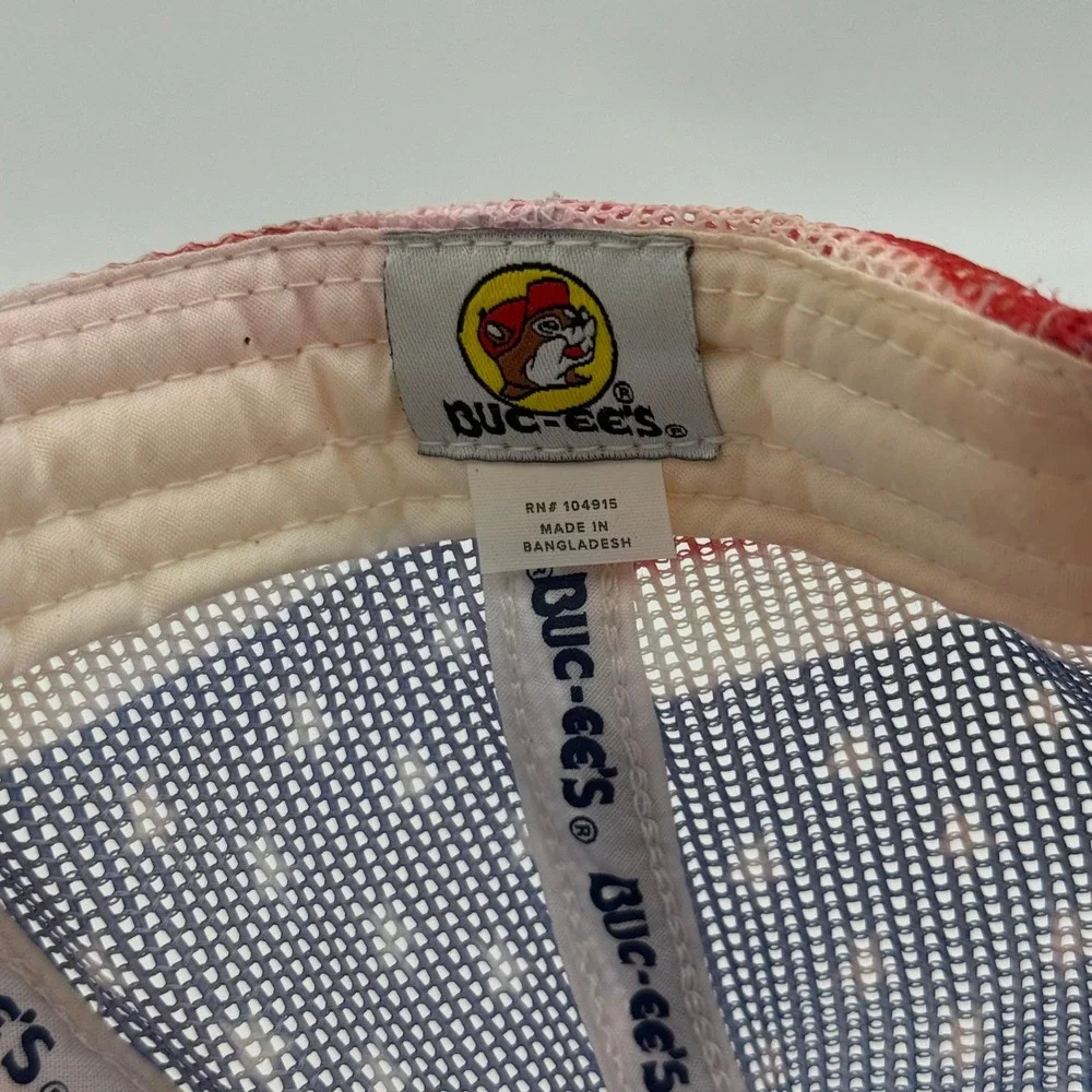 Buc-ee's American Flag Mesh Trucker Hat Grey Patriotic Snapback Cap 1982 Patch